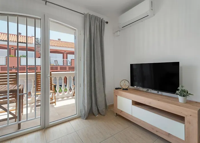 Parque Carolina 208 *